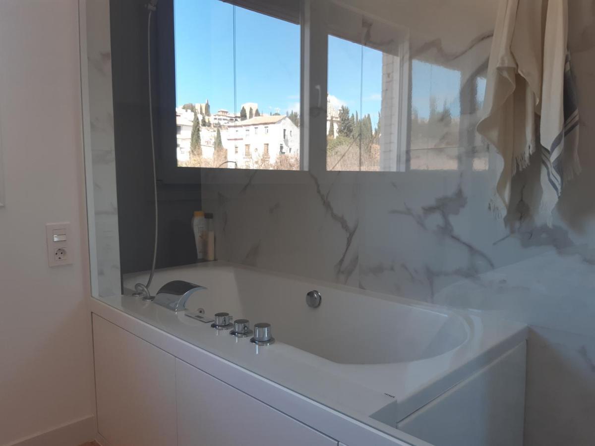 Apartament Habitacion Con Bano Privado Y Vistas Grenada Zewnętrze zdjęcie
